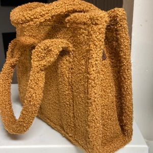 Handbag soft material tote